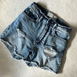Abercrombie Curve Love High Rise Shorts